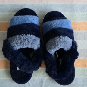 Boys Faux Fur Slingback Slippers - Shades of Blue - Medium 13/1 by Memoi